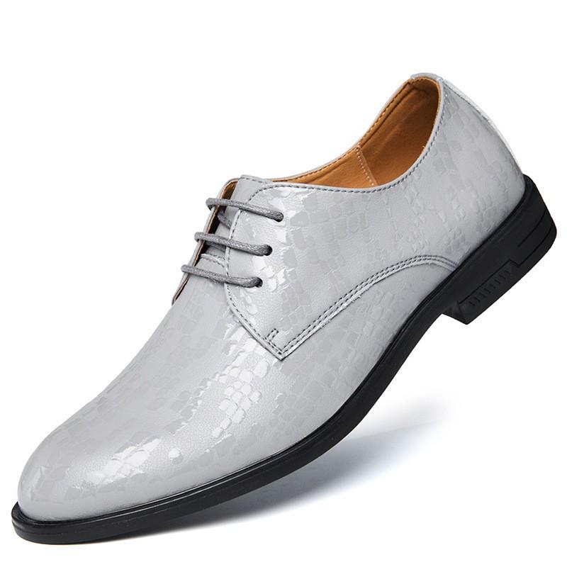 

Men s shoes business dress leather shoes men s spring and autumn lace-up derby shoes European and American large size small leather shoes fashion casu 45