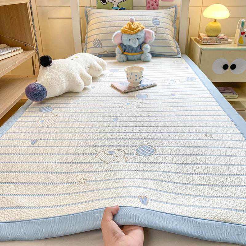 Ice Silk Cooling Mat Set - Jacquard, Machine Washable, Foldable, 3-Piece for Summer