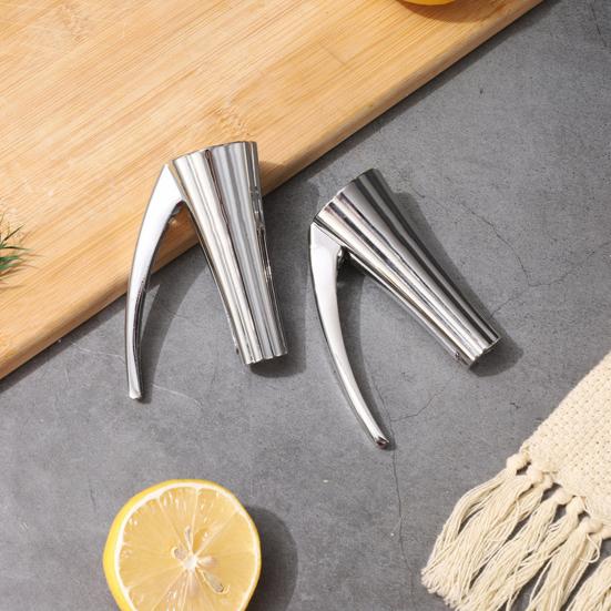 Nøtteknekker Kastanjeklemme Skreller Universell Nøtteknekker Hasselnøtt Pekannøtt Valnøtt Tang Åpner Multifunksjonell Nøtteklemme Kjøkkenredskap