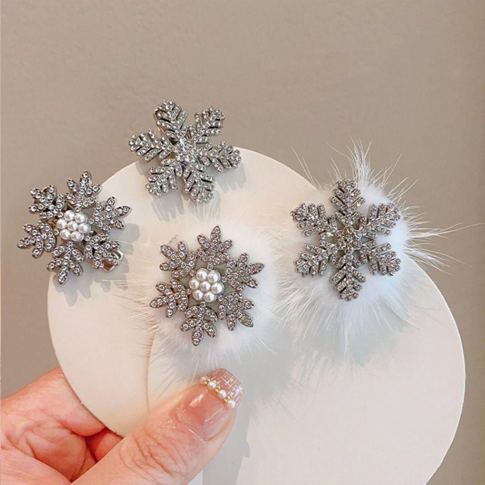 2PCS Pearl Plush Snowflake Hair Clips Exquisite Rhinestone Bow Duck Down Clip  for Women Girls