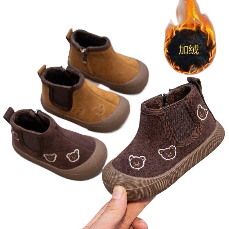 Korean version of girls embroidered bear short boots 2025 winter new two-cotton velvet warm boys non-slip sports cotton boots