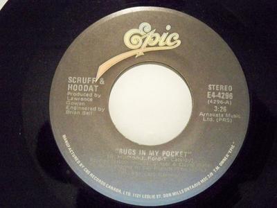 7inch Record SCRUFF & HOODAT - Bugs In My Pocket / A Christmas Mud E44296 Epic 1981 Canada Pop Used