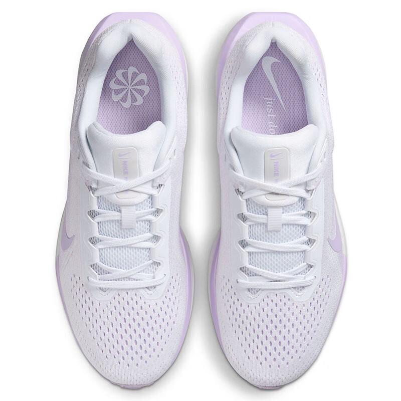 Nike Women's Winflo 11 Running Shoes