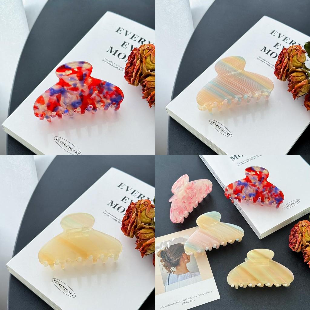 Chic Medium Hair Claw Clip In Acetate Material For Effortless Everyday Hairstyles