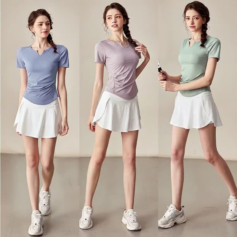 Yuebu Women's V-Neck Quick-Dry T-Shirt & Skirt Sports Set