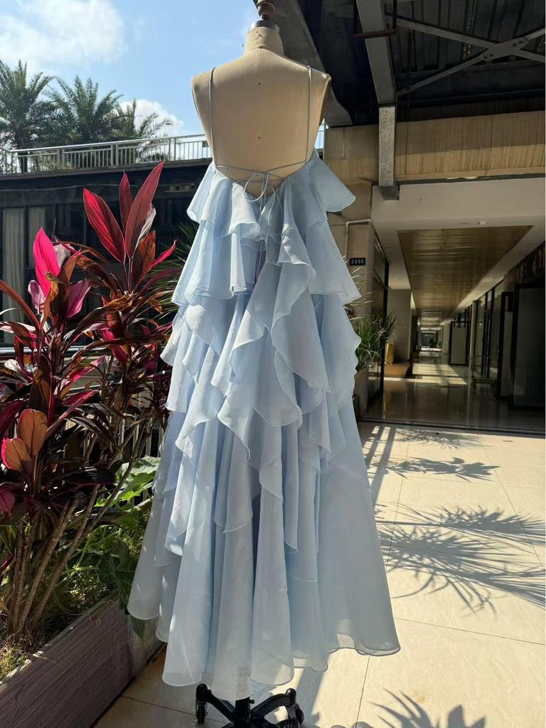2025 Trendy Women's Off-the-Shoulder Backless Sleeveless Halter Neck Dress with Ruffled Fluffy Skirt