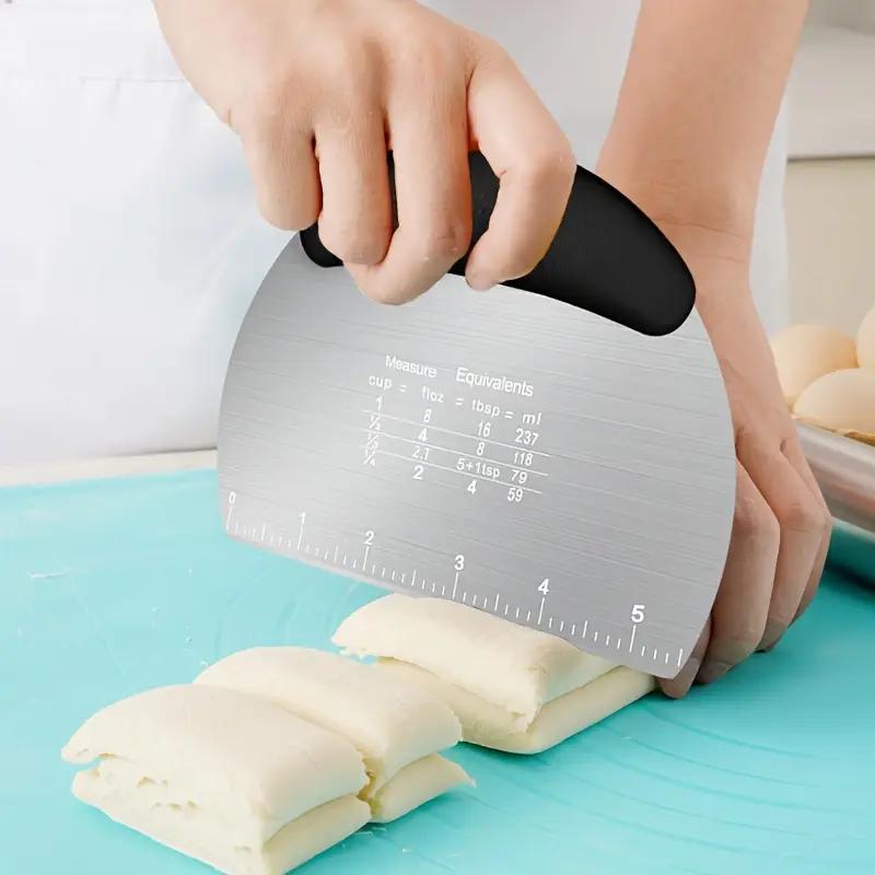 Household Stainless Steel Semicircular with Scale Baking Cutting Knife Cream Cake Flour Scraper