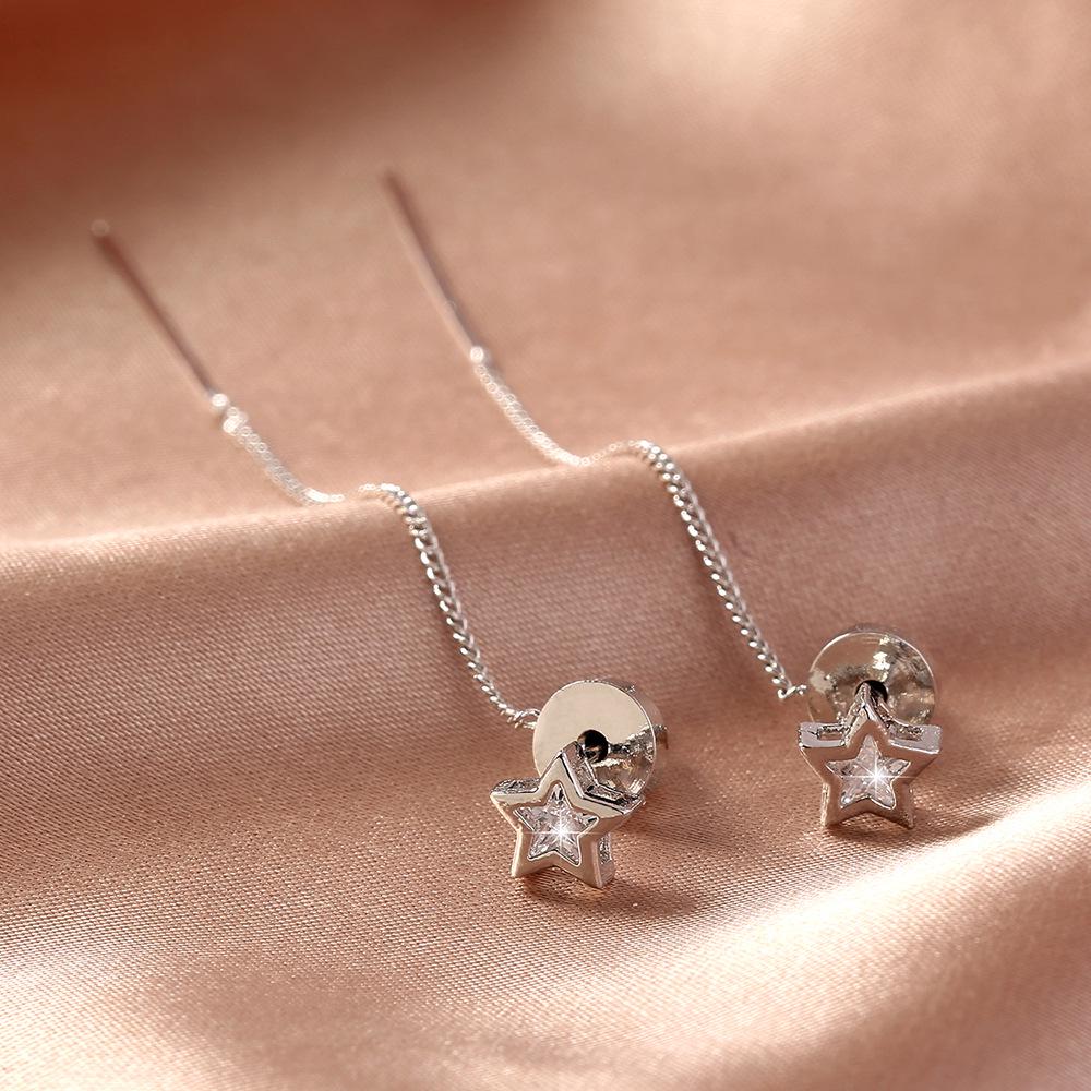 

Alloy Star Stud Earrings: Hollowed Five-Pointed Fashion Jewelry