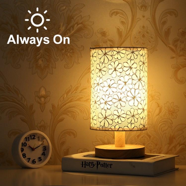 

LED Decorative Table Light USB Desk Lamp for Bedroom Bedside Study//On Off Plum Blossom On Off