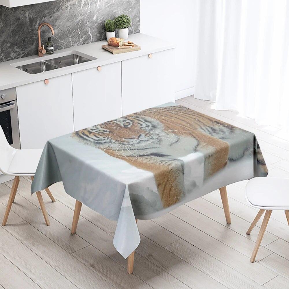 Față de masă cu animale din junglă tigru