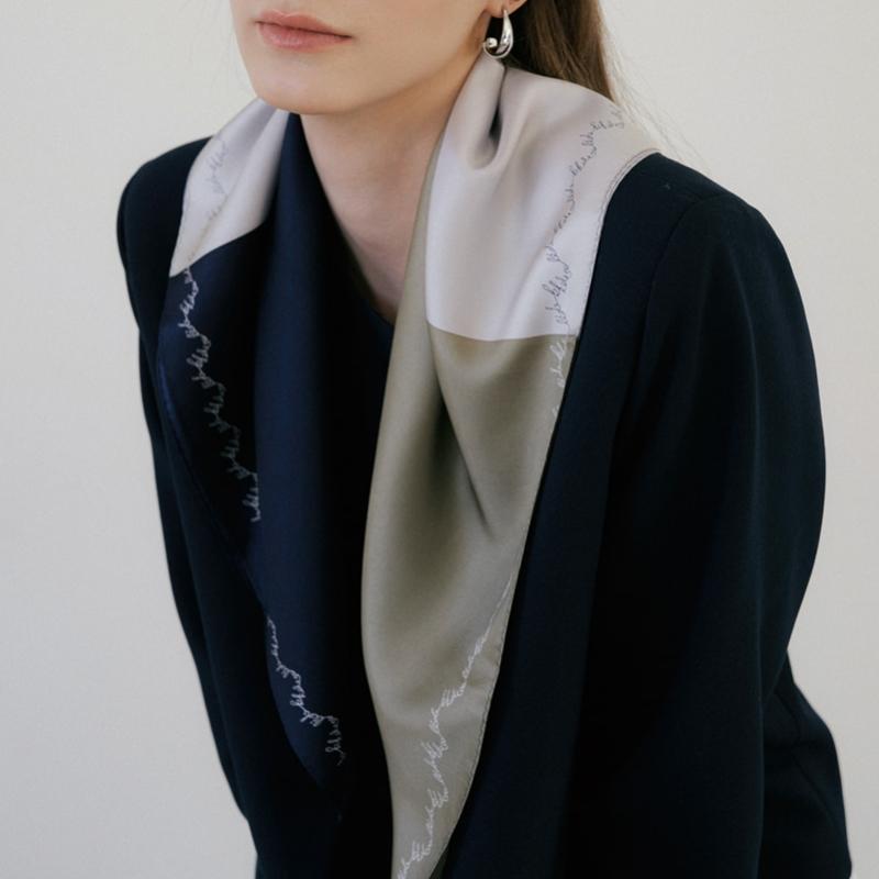 Bb De Soli De Silk Scarf  2color 