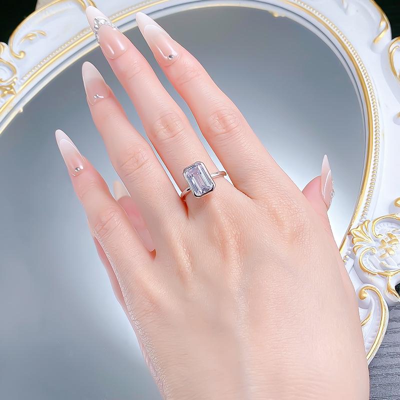 Xian Can Schmuck 2026 S925 Silber Rechteckiger Weißer Diamant Zargenfassung Ring - Einfach & Vielseitig
