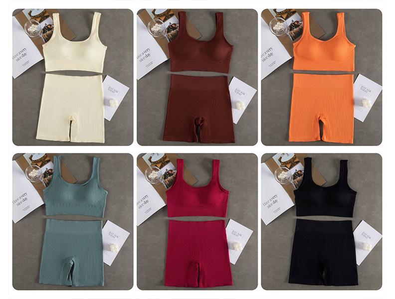 New Seamless Plus Size Underwear Set: One-Piece Vest & Triangle Briefs with Chest Pad.