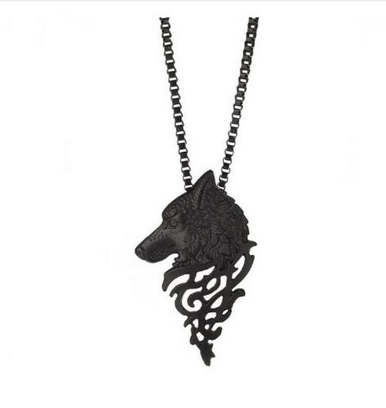 Retro Wolf Head Pendant Necklace: Bold Alloy Animal Chain for Men & Women