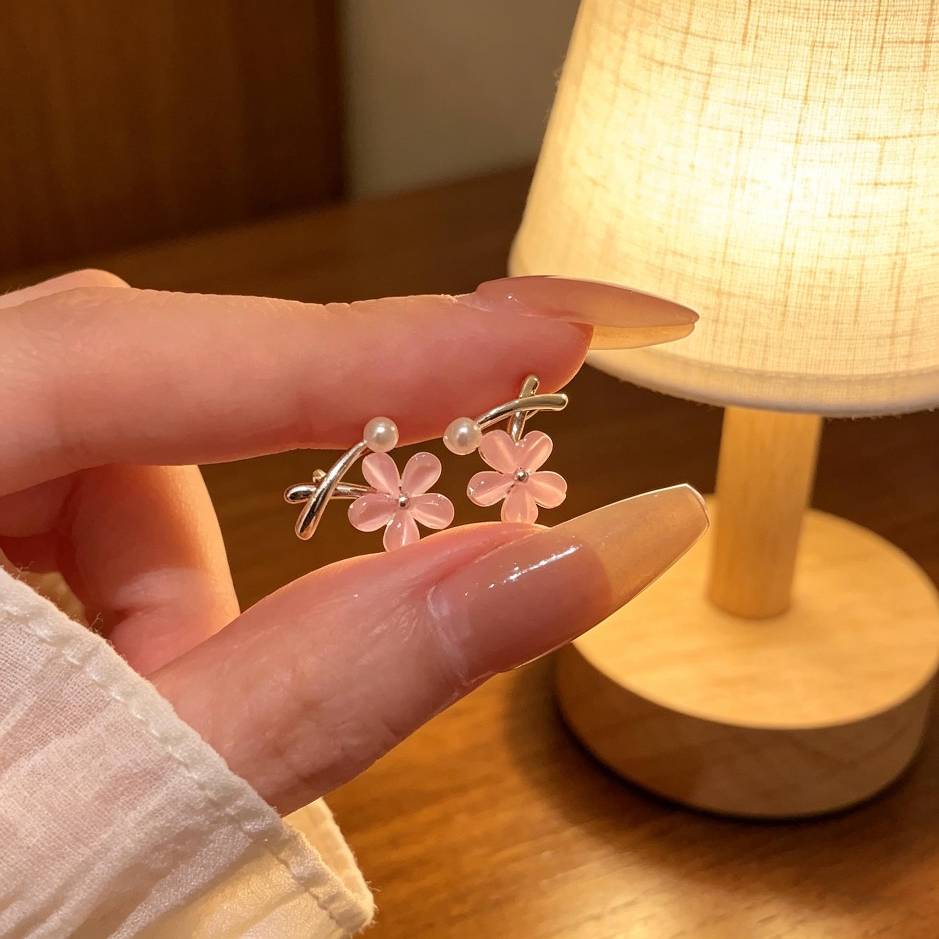 Japanese Cat s Eye Sakura Pearl Flower Stud Earrings - Elegant Everyday Fashion