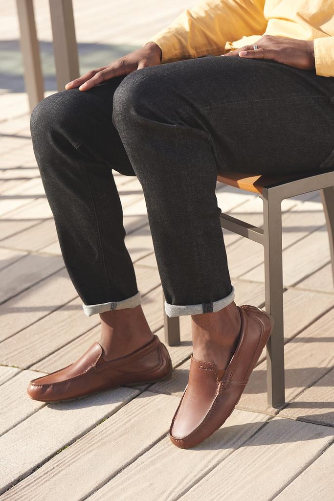 Clarks Markman Plain Loafers In Dark Tan Size Men's Slip-On Leather, 25.5cm
