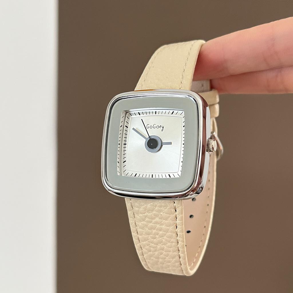Gogoey Casual Ladies Generous Watch Belt Atmospheric Women'S Retro Temperament Glossy Ladies Watch Price