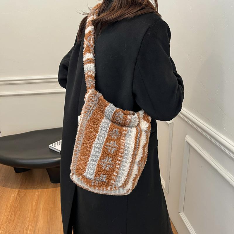 

Bag women s bag Korean version autumn and winter new leopard print knitted wool bucket bag large capacity tote bag single shoulder oblique span bag 20*20*26 коричневый