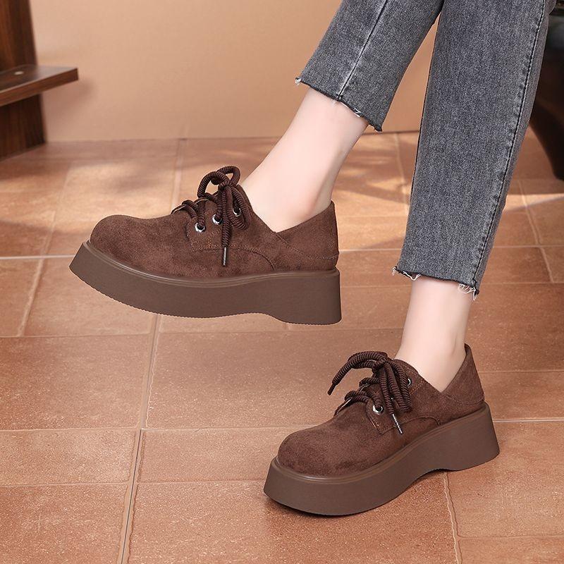 Retro Round-toe Platform Shoes for Women, Heightening Effect, Anti-slip, Versatile and Easy To Wear.