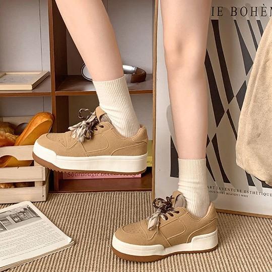 Color Matching Casual Retro Versatile Thick Baseplate Shoes Women's 2025 New Spring and Autumn Lightweight Low-top Heightening Sports Shoes