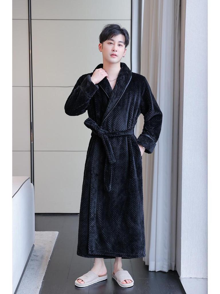 Comfortable Flannel Bathrobe: Thick Long Robe for Women & Couples In Autumn/Winter