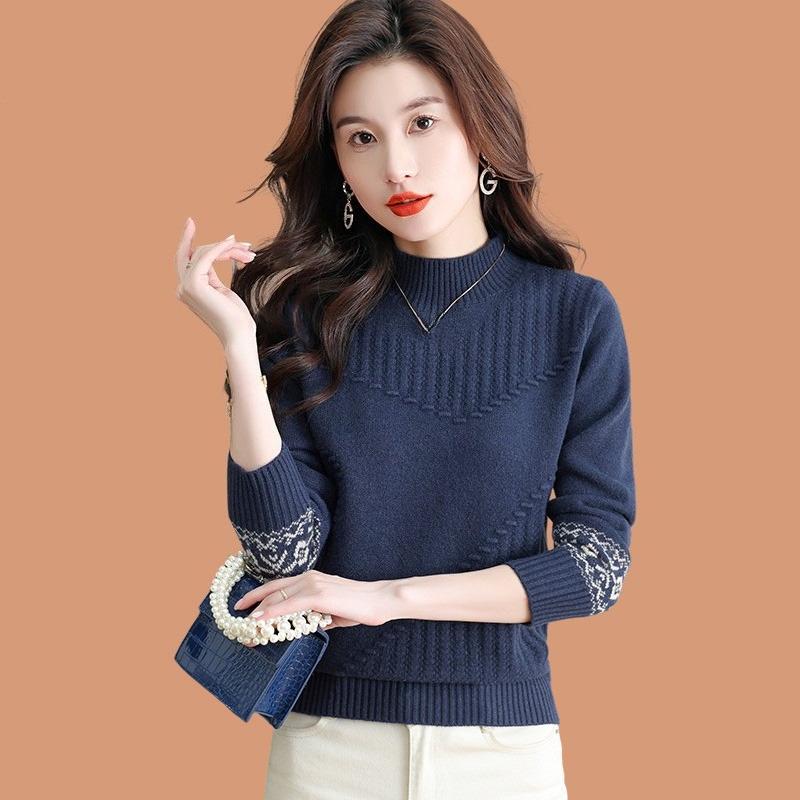 Half Turtleneck Sweater for Women Short and Stylish Solid-color Knitted Top Mid-neck Pullover for Autumn and Winter