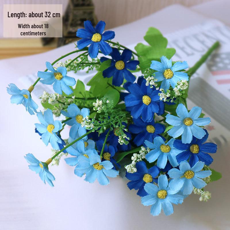 Silk Rose Flower Bouquet: Artificial Flowers for Dining, Bedroom, Living Room Decor and Creative Ornament Figurines.