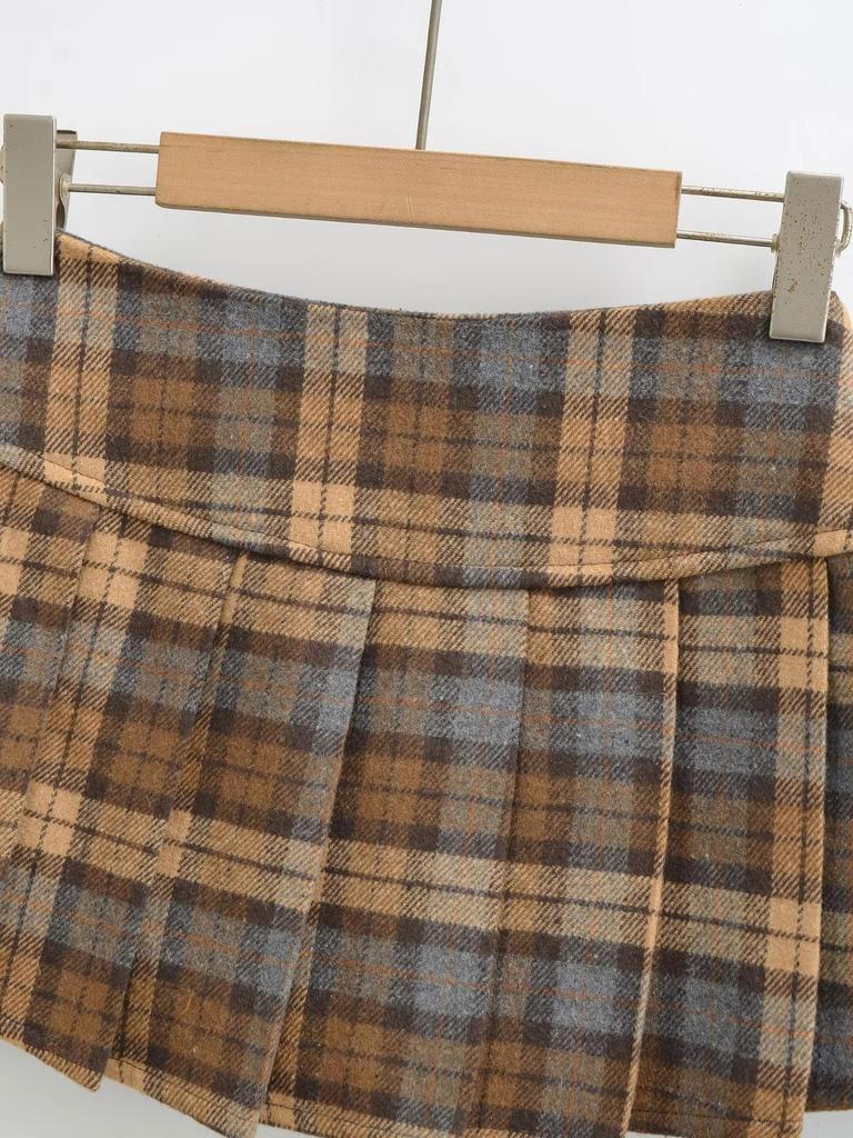 American Retro Low-Waist Plaid A-Line Mini Skirt - Women's College Style, Pleated, for Spring/Autumn