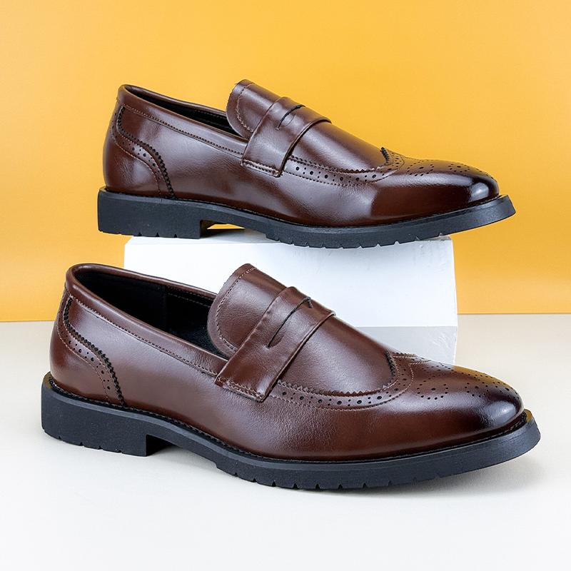 Brogue Slip On Loafers Men'S Fashion Designer Elegant Gentleman Business Social Wedding Soft Comfortable Men'S Shoes