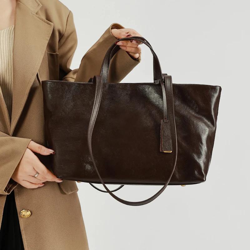 Women's Oil Wax Cowhide Genuine Leather Bag Lady Fashi Real Cowhide Bag Female Luxury Design High Capacity Commuting Handbag