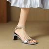 Sandales décontractées d'été pour femmes semelle souple en caoutchouc taille chaussures pour femmes boucle argentée bout carré talon moyen talon carré sandales femmes
