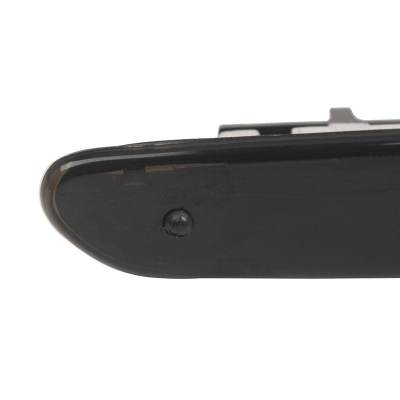 3rd Brake Light Lamp Replacement High Mount LED Tail Rear Brake Light for Punto 12-18 Auto Accessory 51974522 51722247