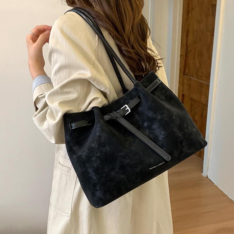 Yogodlns Retro kabelka pod paži pro ženy Nová trendy móda Ležérní taška tote pro dojíždění Velkokapacitní taška přes rameno