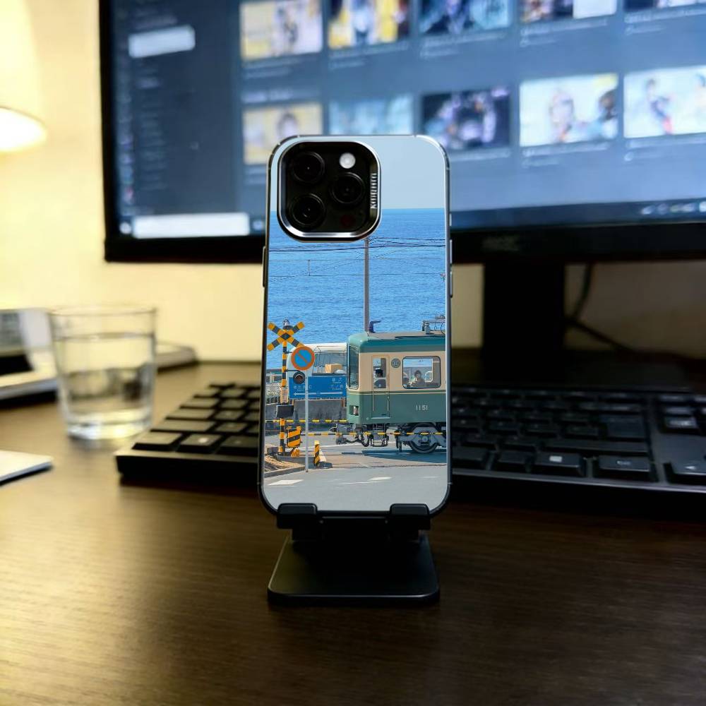 Japanische Züge und Stadtansichten Handyhülle Für iPhone 17,16,15,14,13,12,11 Plus,Pro Max,XS,Farbige Silberbeschichtete Innenabdeckung