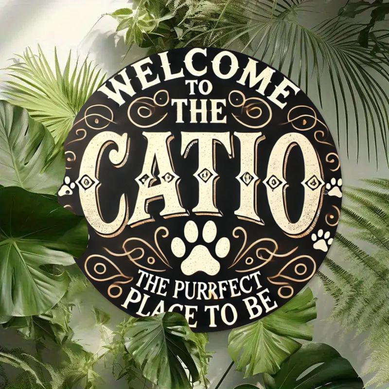 Rustic Iron Round Wall Art for Cat Enclosure & Home Decor