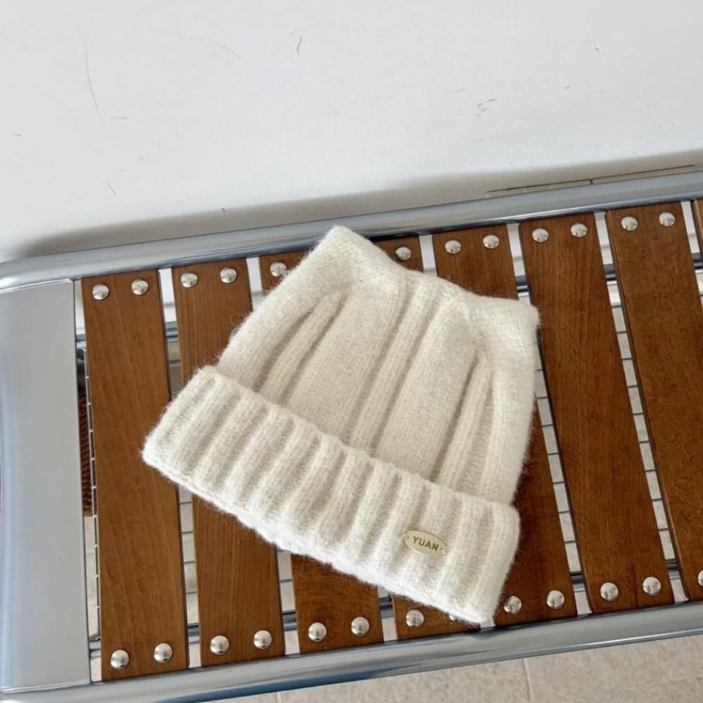 Solid Color Stretchy Beanie Hat Polyester Winter Warm Hat Classic Ribbed Knitted Beanie For Women