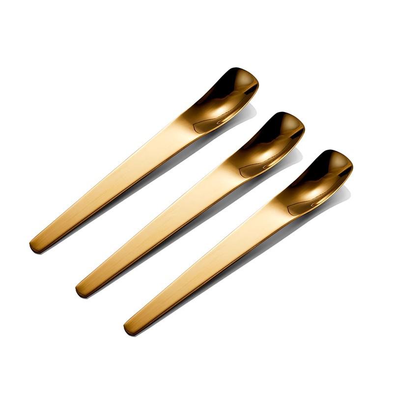 Łyżeczka deserowa ze stali nierdzewnej z długą rączką: Idealny do jogurtu, kawy i lodów, jakość spożywcza.