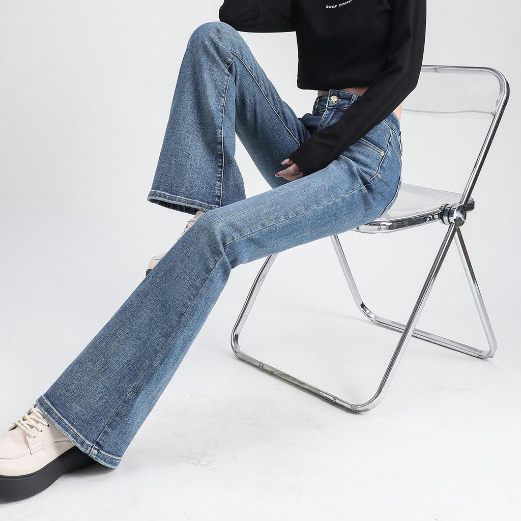 High-Waisted Slim Fit Micro Flare Blue Jeans: Fashionable Casual Style for Tall Women's Autumn/Winter Wardrobe.
