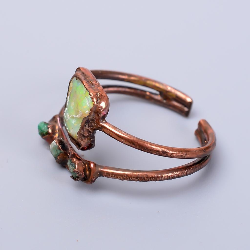 Ausgefallener Äthiopischer Opal Edelstein Kupfer Ewigkeit Elektrogeformter Freundschaftstagsring V-67
