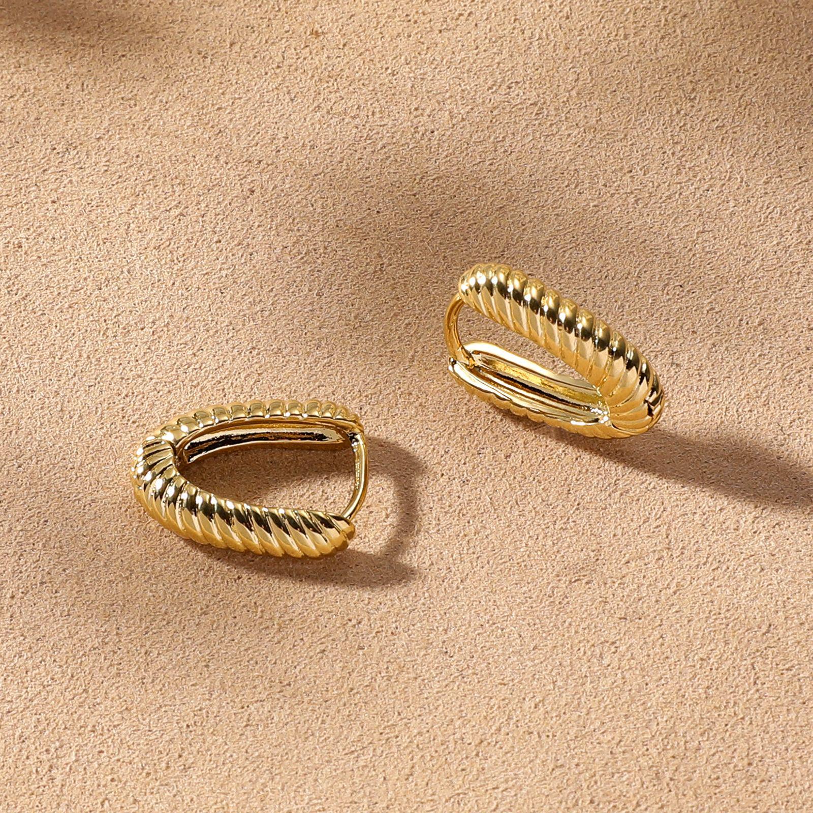 Elegant French Spiral Stud Earrings - Lightweight, Textured, and Luxurious Ear Cuffs for Women.