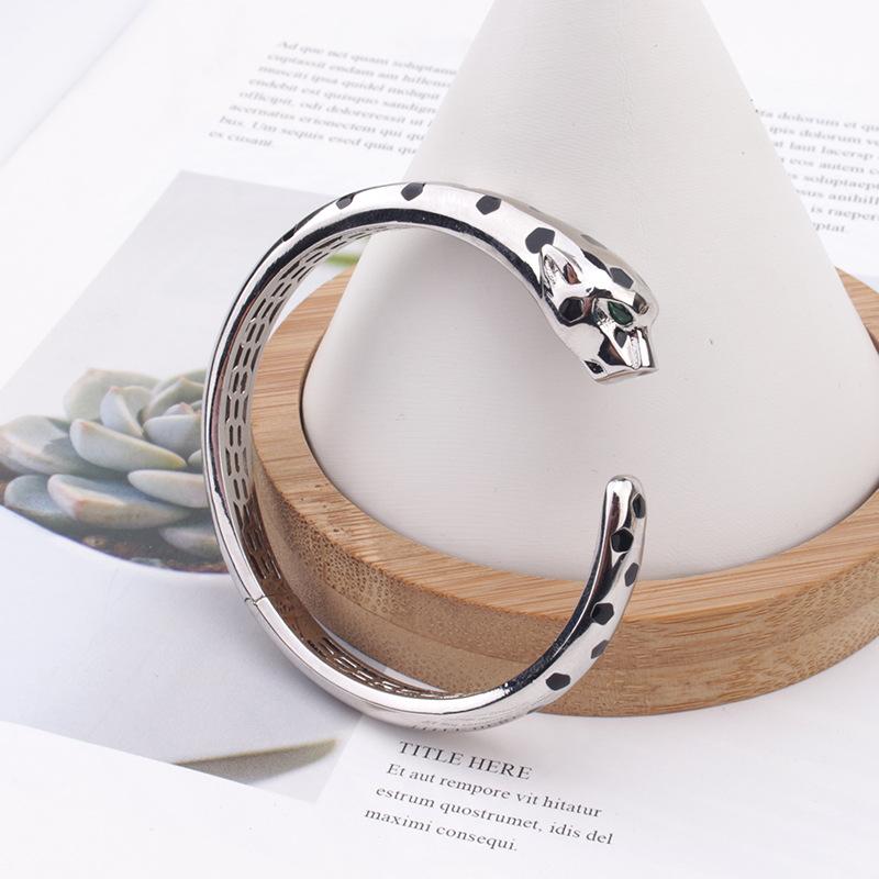 Новые модные персонализированные браслеты из геля для голого тела в стиле пантеры, универсальные, легкие, роскошные, мужские и женские насадки