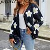 BITCED Damen 3D Floral V-Ausschnitt Strick-Cardigan Herbst/Winter Lässige Strickjacke mit entspannter Passform