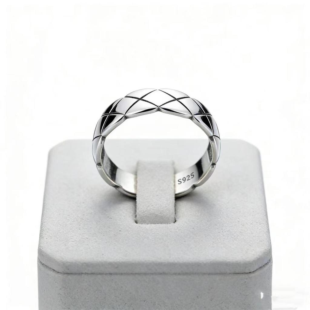 Cai Yi S925 Sterling Silver Rhombus Pattern Adjustable Ring - Simple & Versatile Design for Index Finger.