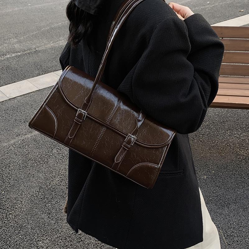 2025 New Retro Texture Premium Underarm Bag Women's Bag Simple Commuter Bag Large Capacity Shoulder Bag