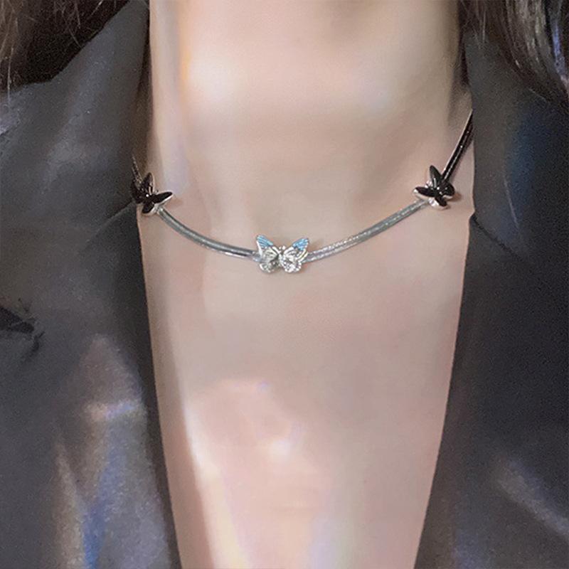New Fashion Trend Stainless Steel Elegant Delicate Heart Flower Pendant Necklace For Women Jewelry Wedding Party Premium Gifts