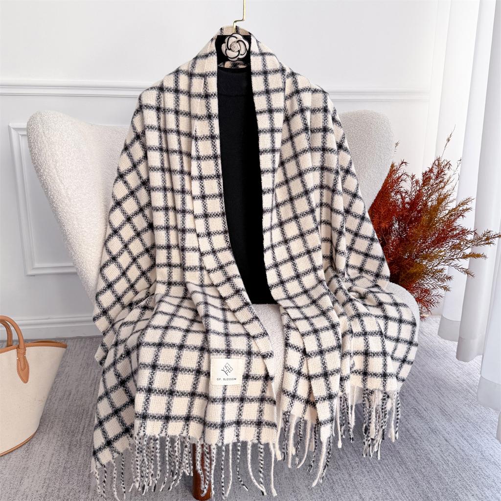 NEW Luxury Cashmere Women Plaid Scarf Winter Warm Shawl and Wrap Bandana Pashmina Long Tassel Female Foulard Thick Blanket