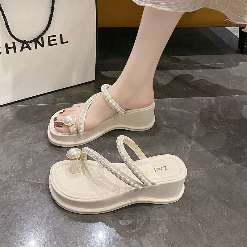 Design sense niche high-heeled sandals new wedge heel cover toe wear slippers fairy thick bottom French one-word