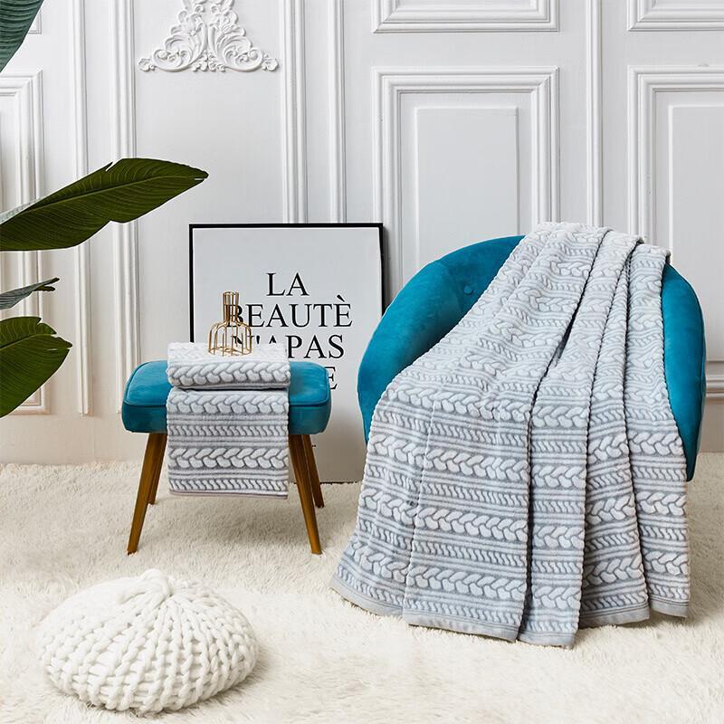 

Shanshan Floral Cut Velvet Throw Blanket