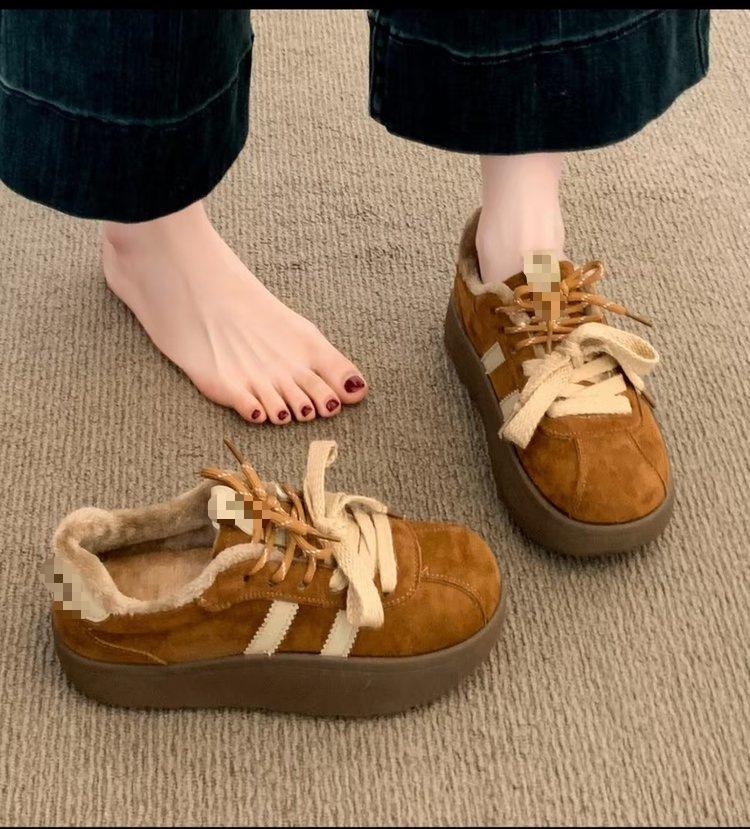 thick-soled Hong Kong wind velvet thermal casual cotton shoes, winter new thick-soled heightening German training board shoes