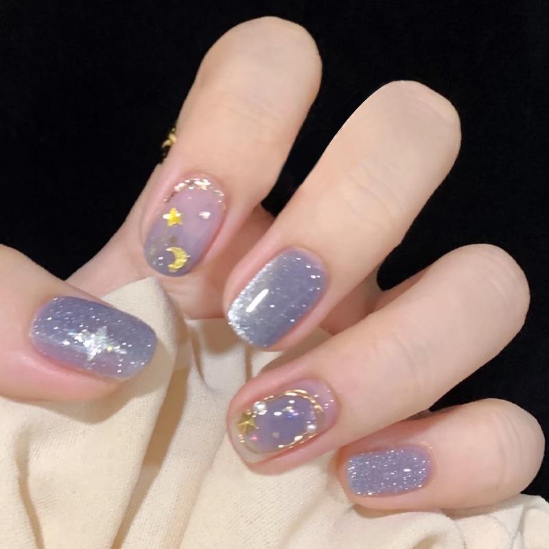 30-Piece Set: Haze Blue Cat Eye Short Square Nails with Crystal Accent